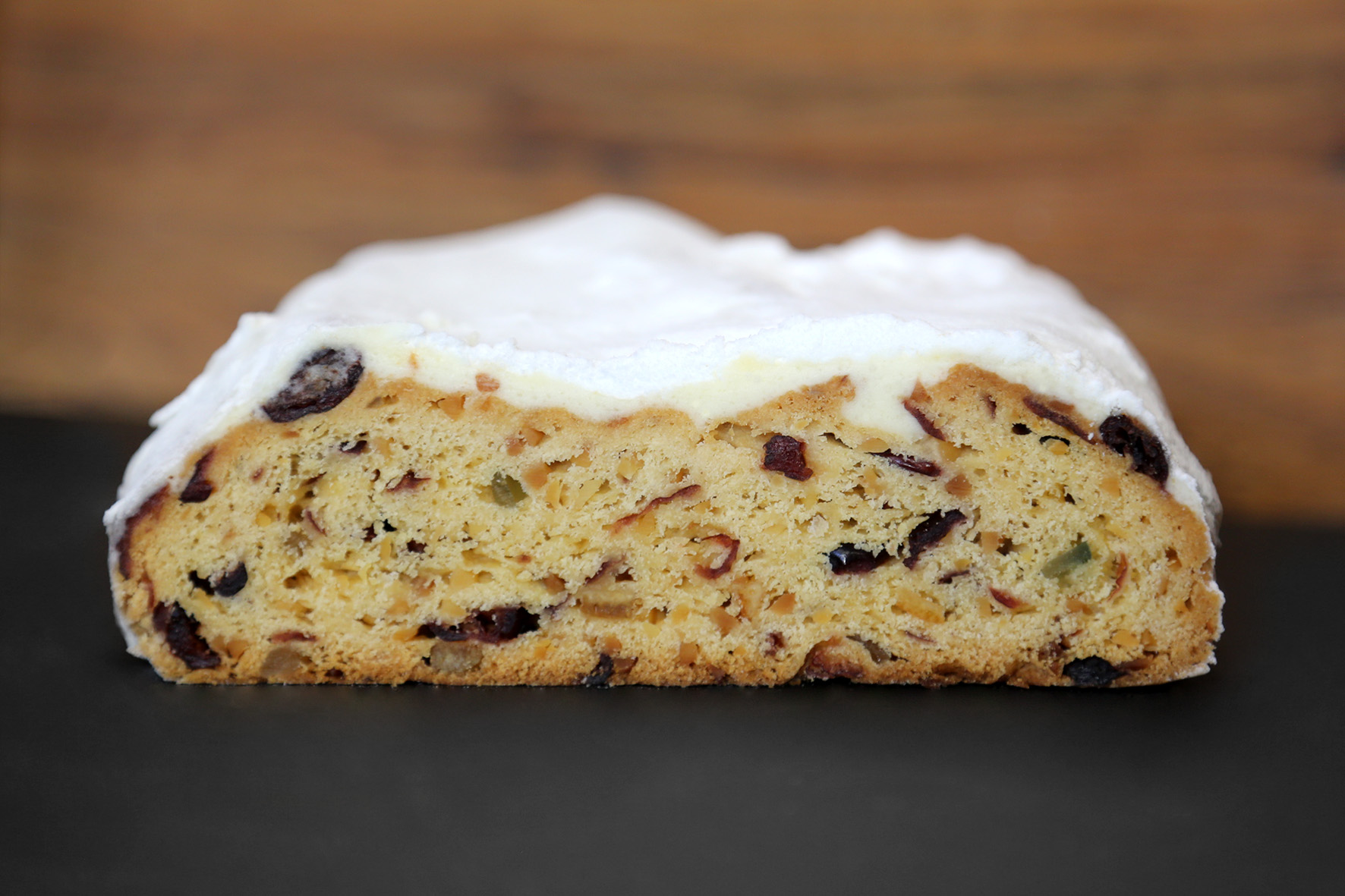 dinkel_cranberry_stollen_5Z1B2833_bearb_web